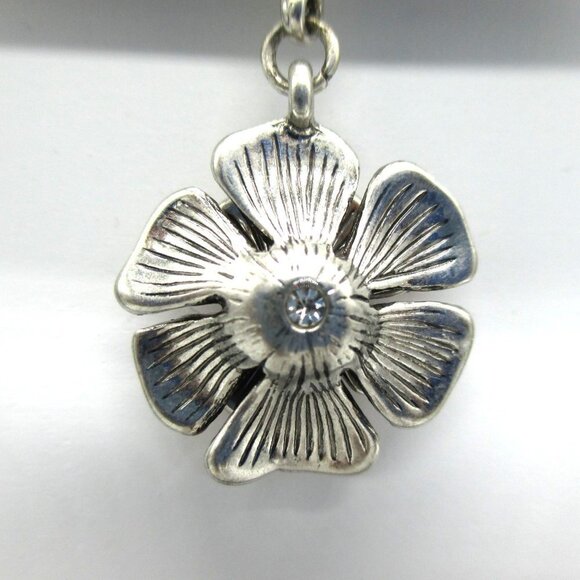Chico's Charming Flower Charm NWT - Picture 8 of 9